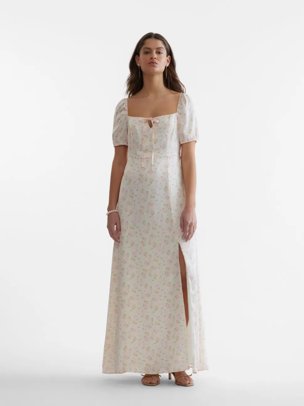 Klänningar | Festkläder^VERO MODA SNSALLY Lång Klänning White Swan
