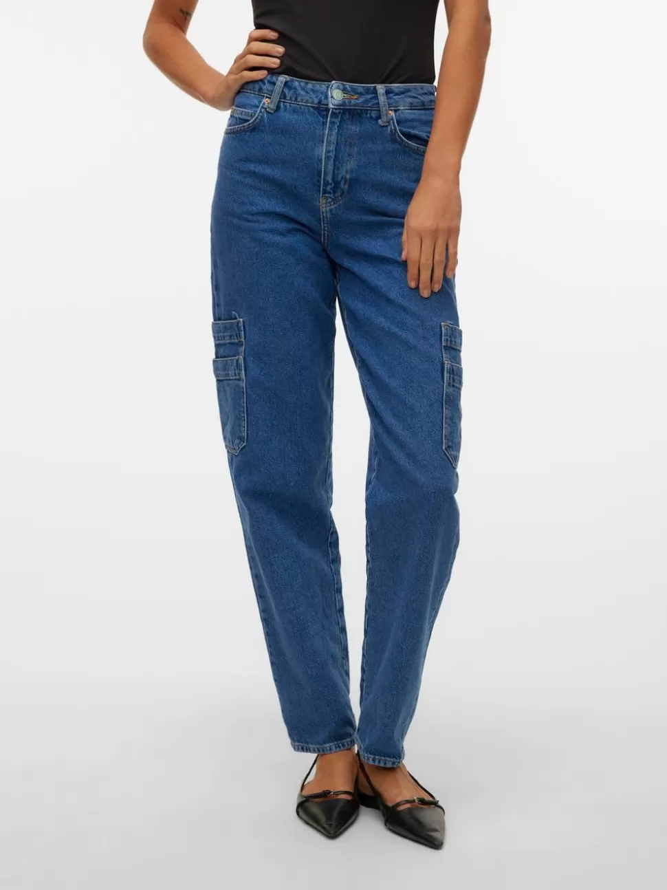 Jeans^VERO MODA VMAVIVA Hög Midja Mom Fit Jeans Medium Blue Denim