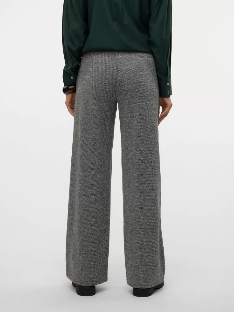 Byxor^VERO MODA VMBERLIN Medelhög Midja Byxor Black
