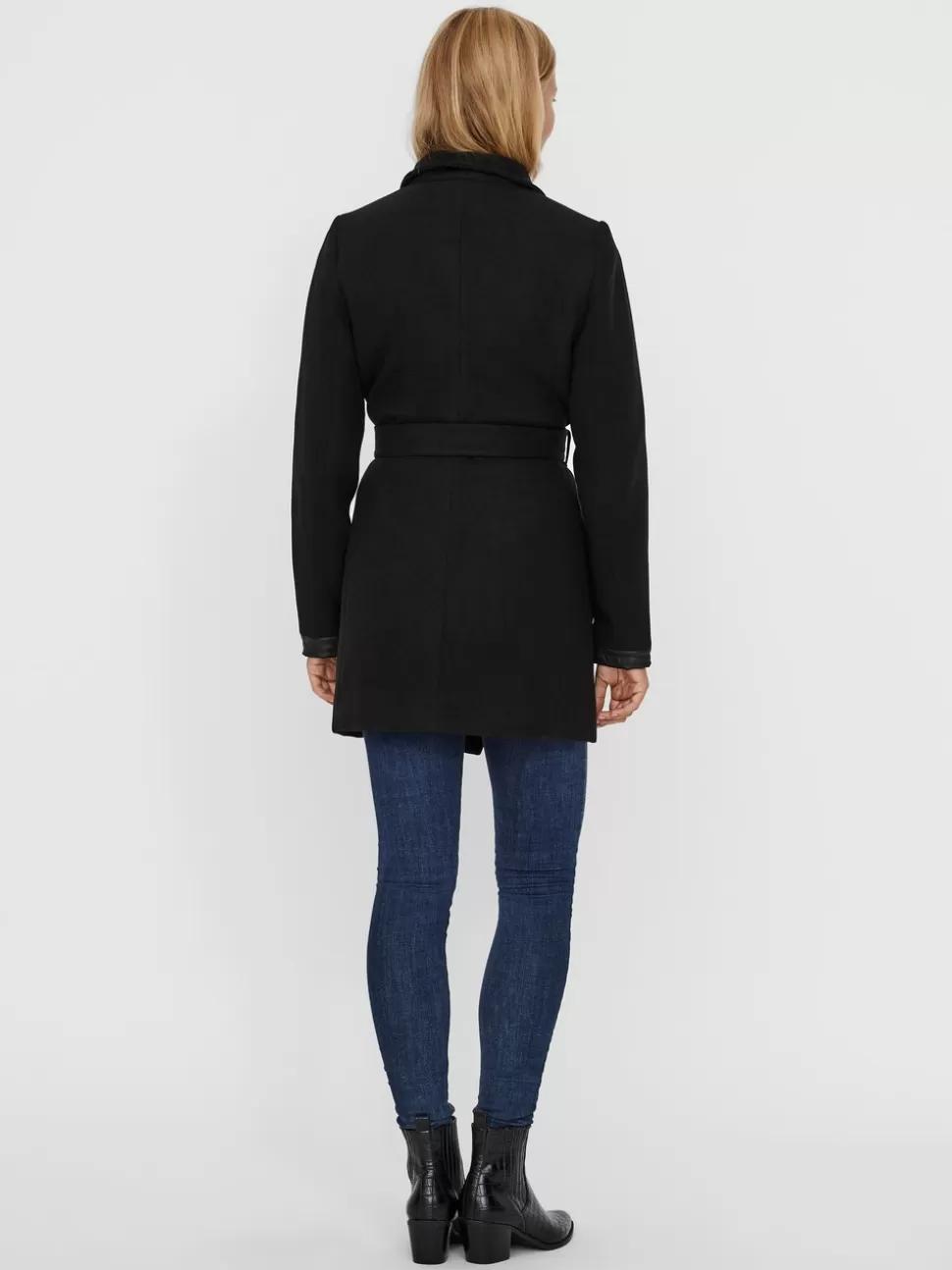 Jackor^VERO MODA VMCALASISSEL Jacka Black