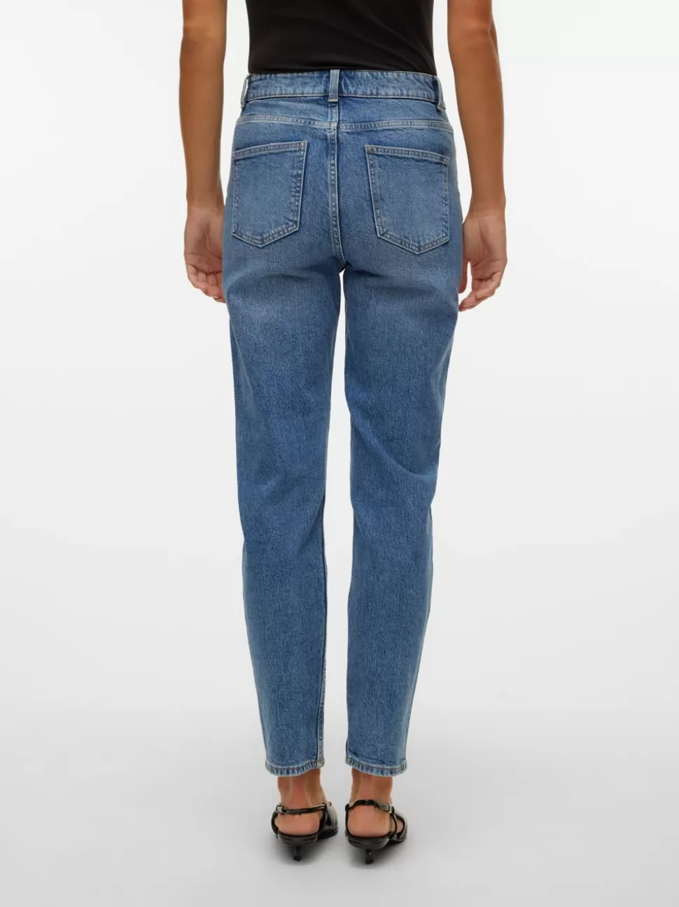 Jeans^VERO MODA VMCARRIE Superhög Midja Mom Fit Jeans Medium Blue Denim