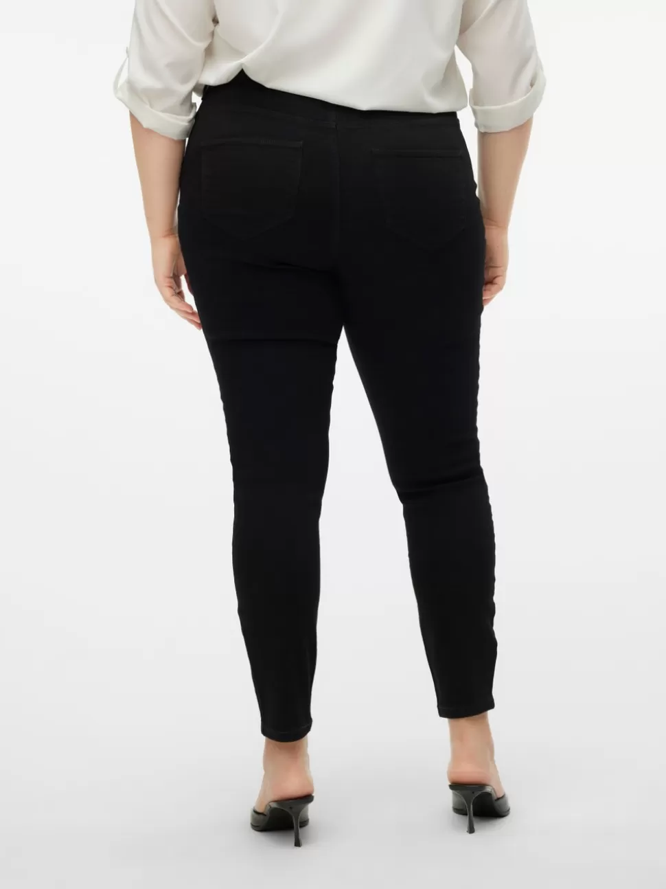 Jeans^VERO MODA VMCELLY Medelhög Midja Skinny Fit Jeans Black