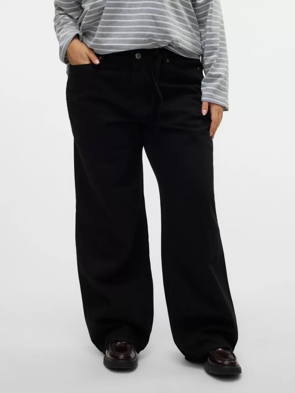 Jeans^VERO MODA VMCTESSA Hög Midja Vida Ben Jeans Black