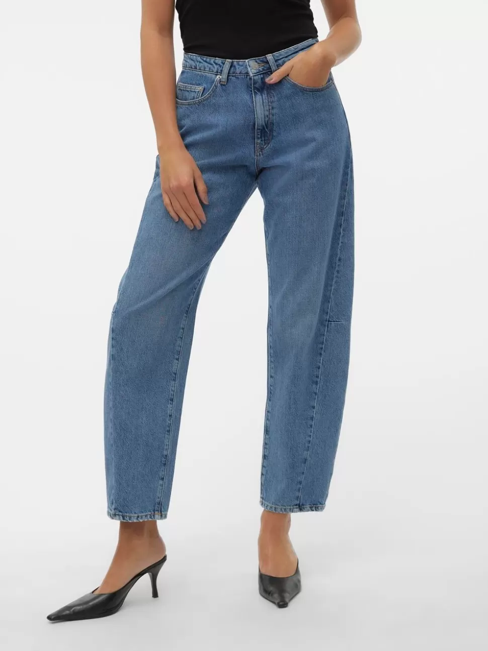 Jeans^VERO MODA VMELLIE Hög Midja Mom Fit Jeans Medium Blue Denim