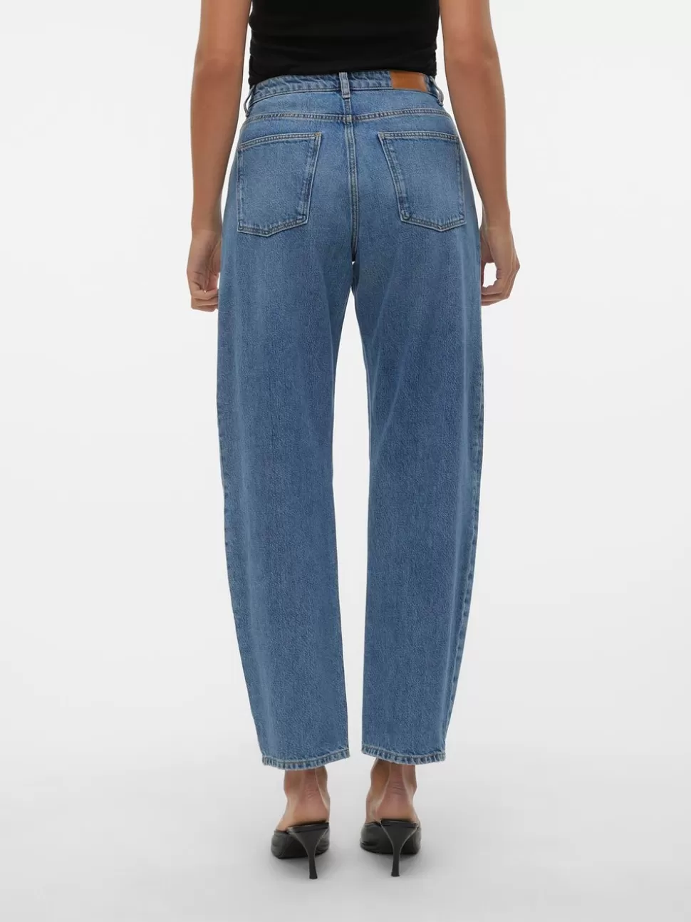 Jeans^VERO MODA VMELLIE Hög Midja Mom Fit Jeans Medium Blue Denim
