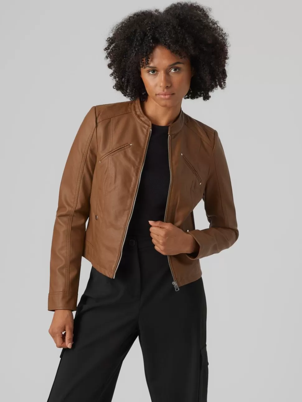 Jackor^VERO MODA VMFAVODONA Jacka Cognac