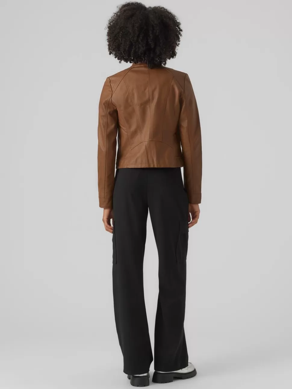 Jackor^VERO MODA VMFAVODONA Jacka Cognac