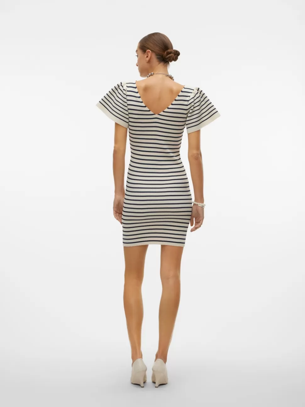 Klänningar^VERO MODA VMGINNY Kort Klänning Eggnog