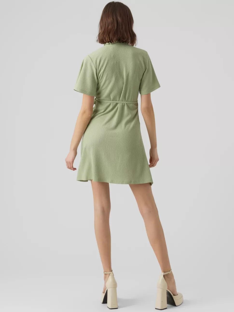 Klänningar | Basics^VERO MODA VMHAYA Kort Klänning Reseda