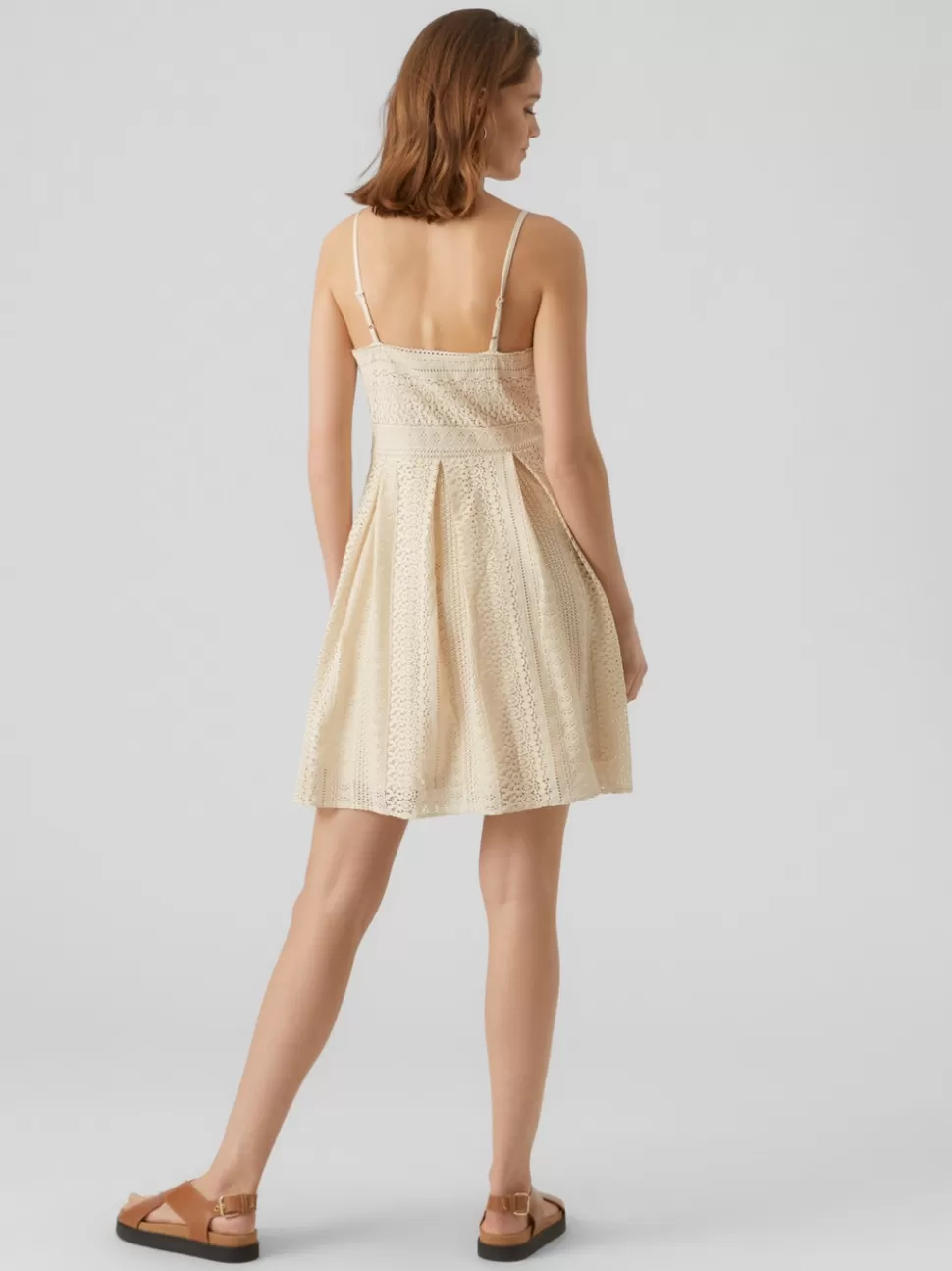 Klänningar^VERO MODA VMHONEY Kort Klänning Sandshell