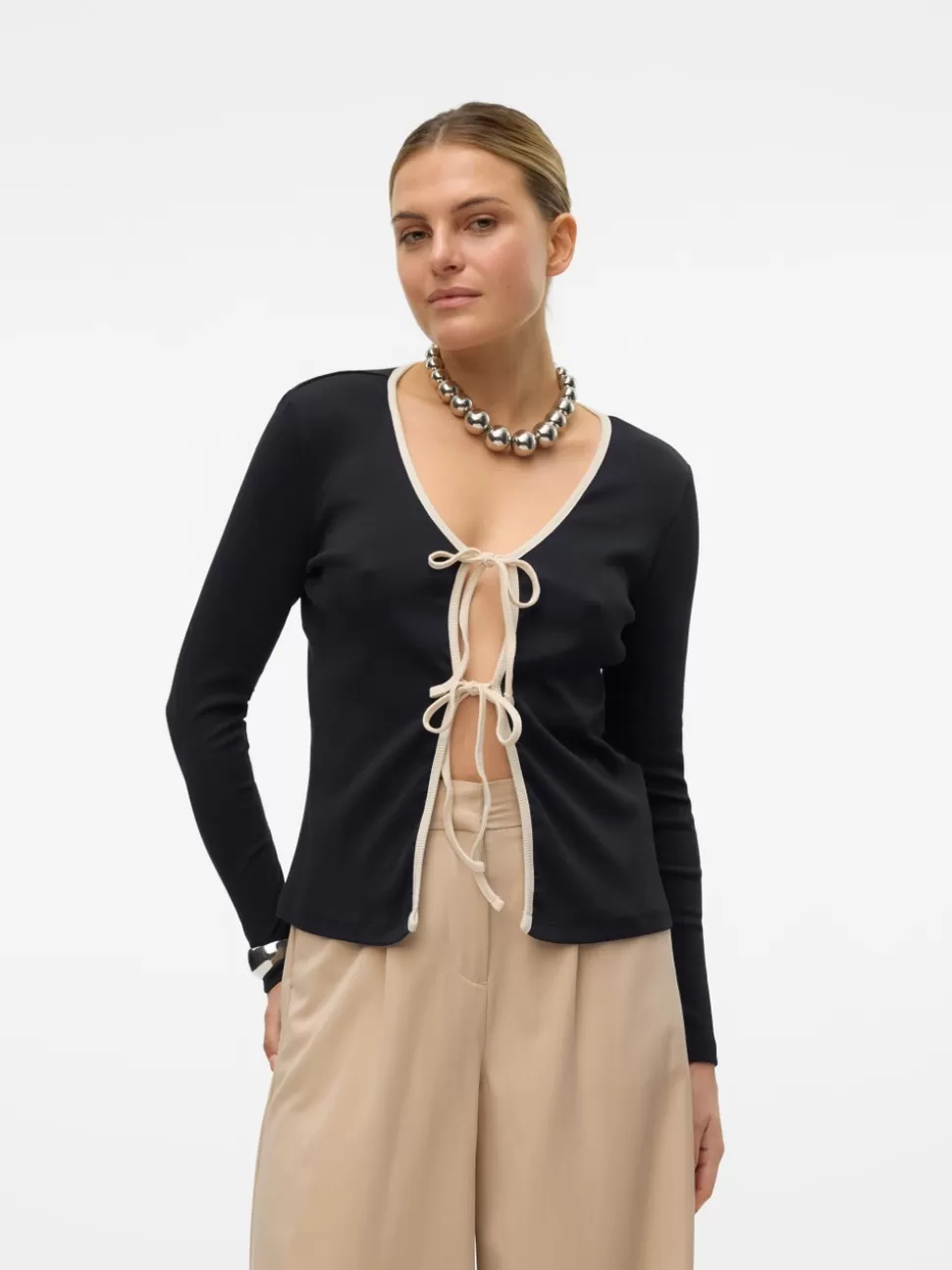 Toppar^VERO MODA VMJACQUETTA Topp Black