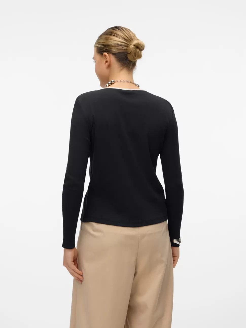 Toppar^VERO MODA VMJACQUETTA Topp Black