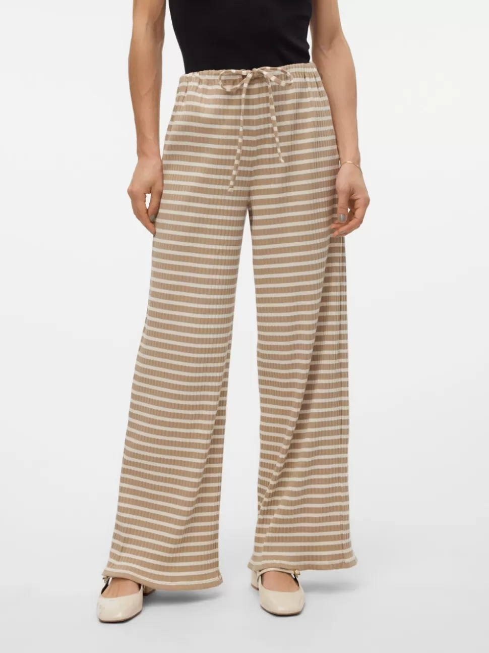 Byxor^VERO MODA VMJOSEPHINE Medelhög Midja Byxor Weathered Teak