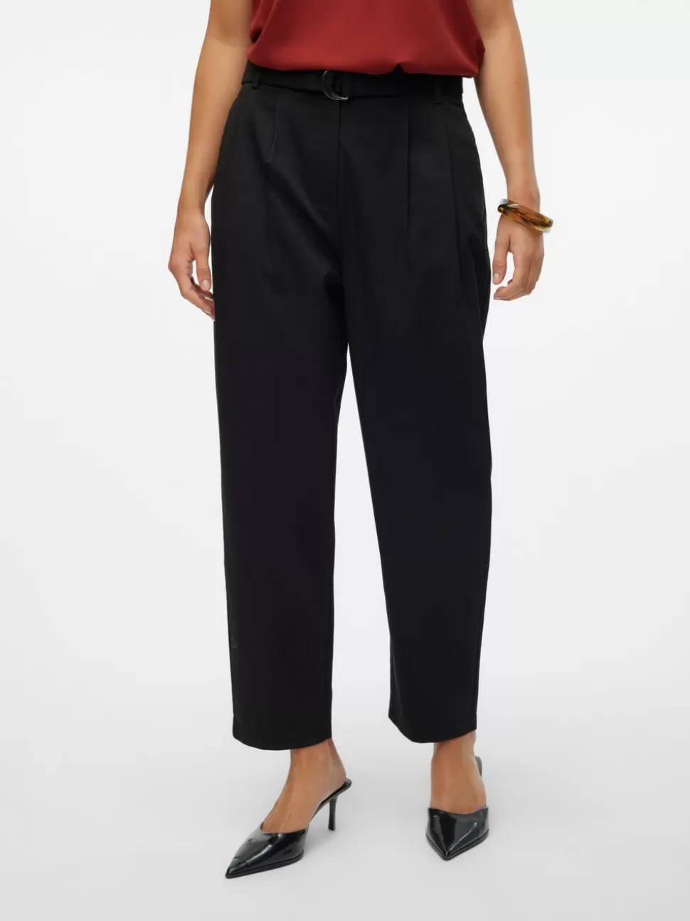 Byxor^VERO MODA VMLAYLAH Skräddarsydda Byxor Black