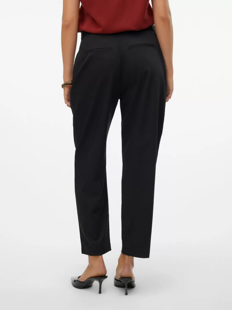 Byxor^VERO MODA VMLAYLAH Skräddarsydda Byxor Black