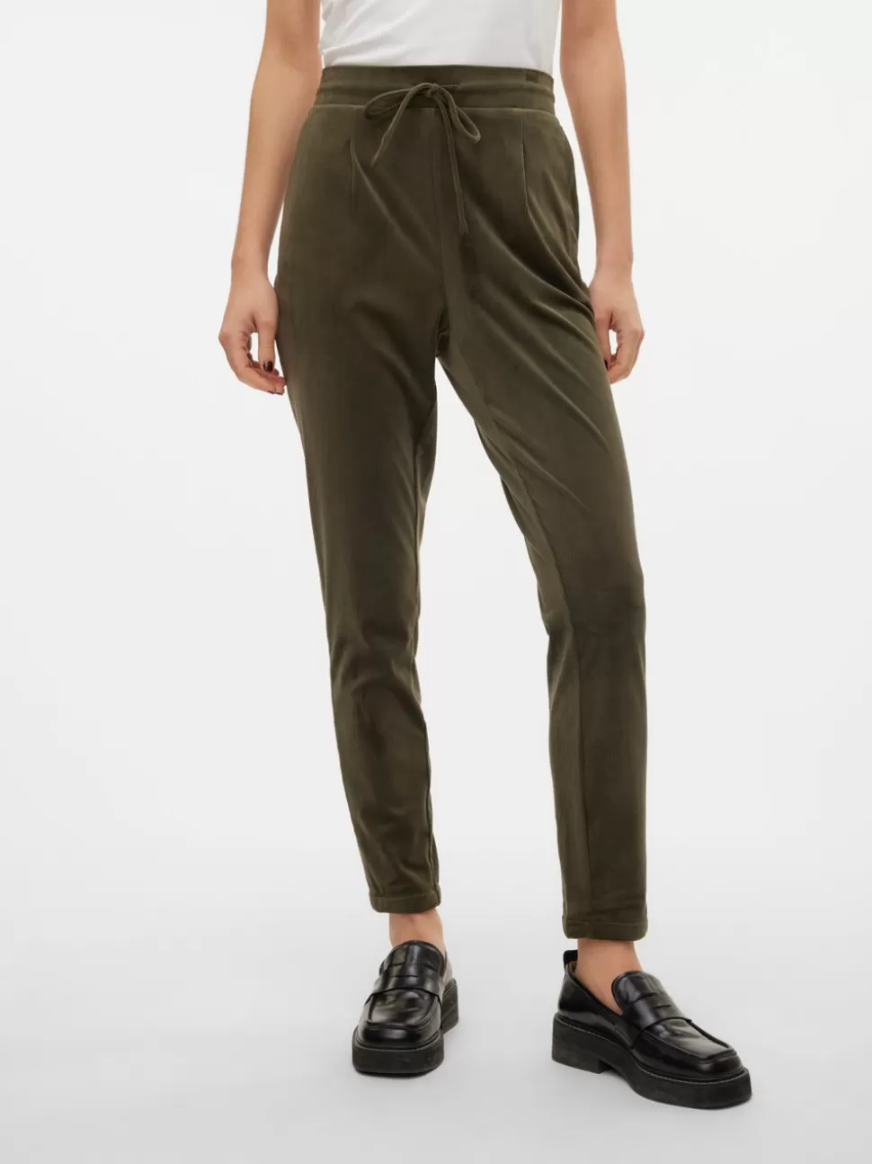 Byxor^VERO MODA VMLEA Medelhög Midja Byxor Grape Leaf