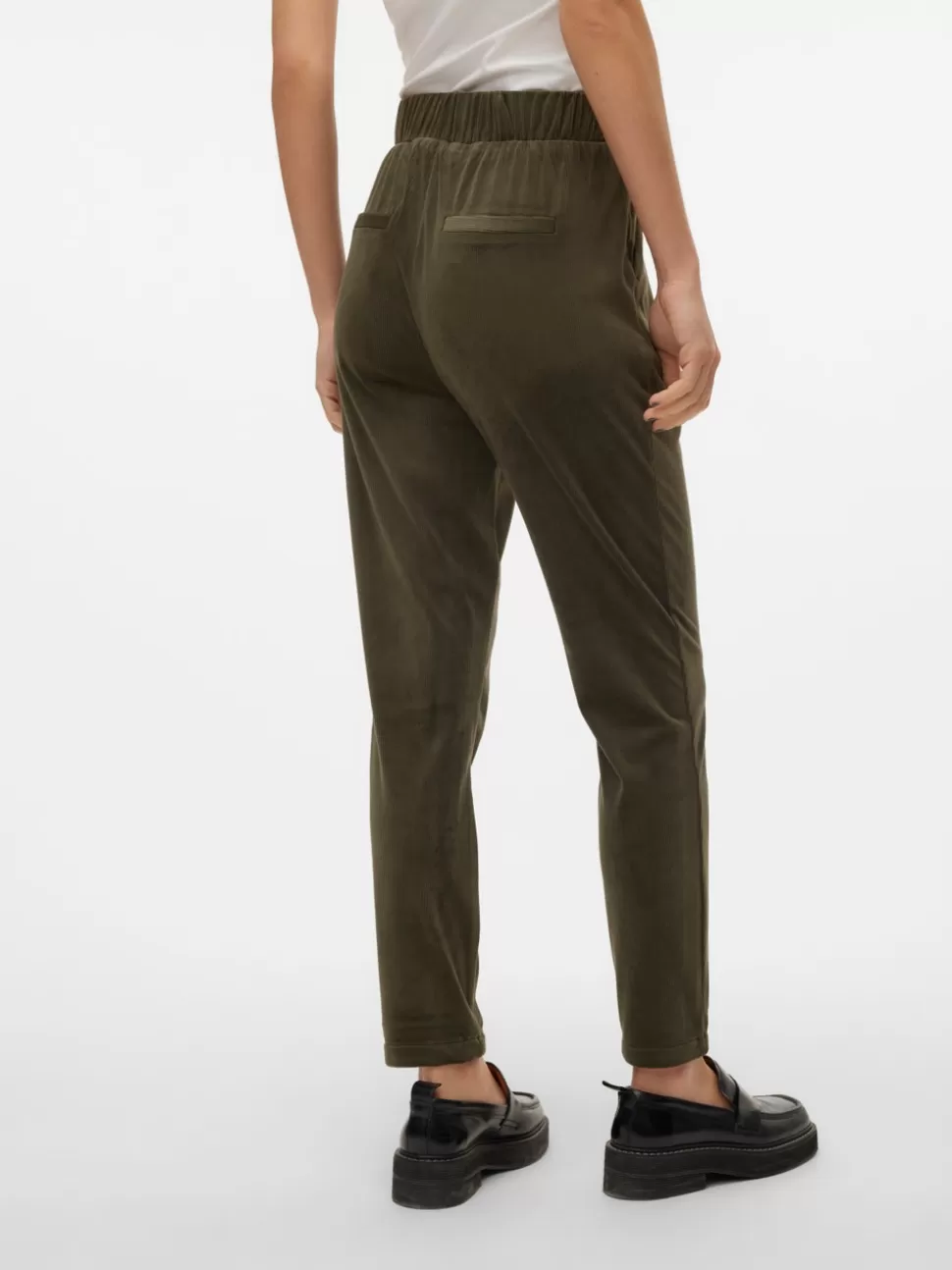 Byxor^VERO MODA VMLEA Medelhög Midja Byxor Grape Leaf