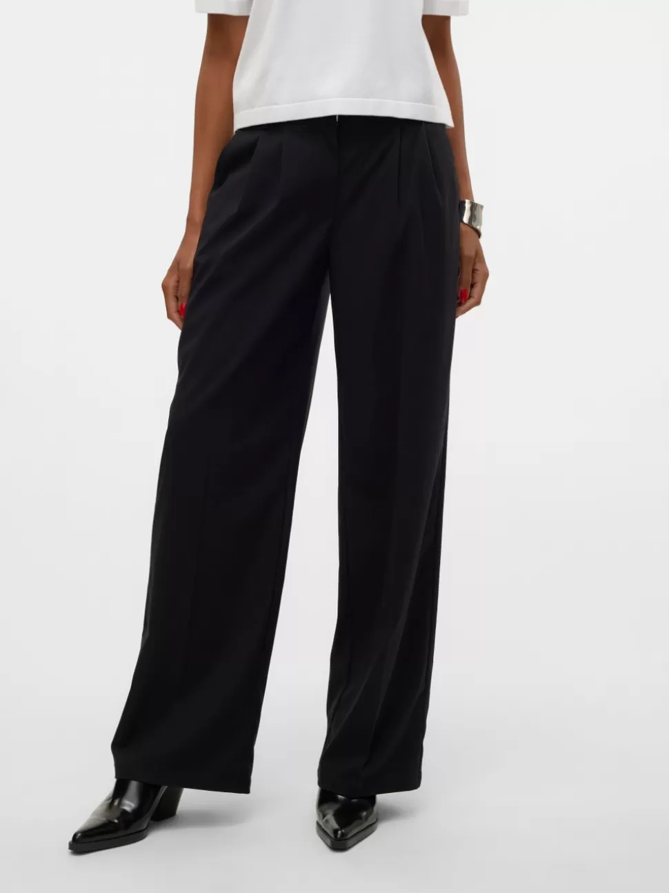 Byxor^VERO MODA VMMADJA Medelhög Midja Byxor Black