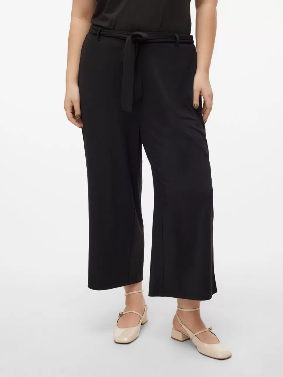 Byxor^VERO MODA VMMILLA Hög Midja Culottebyxor Black