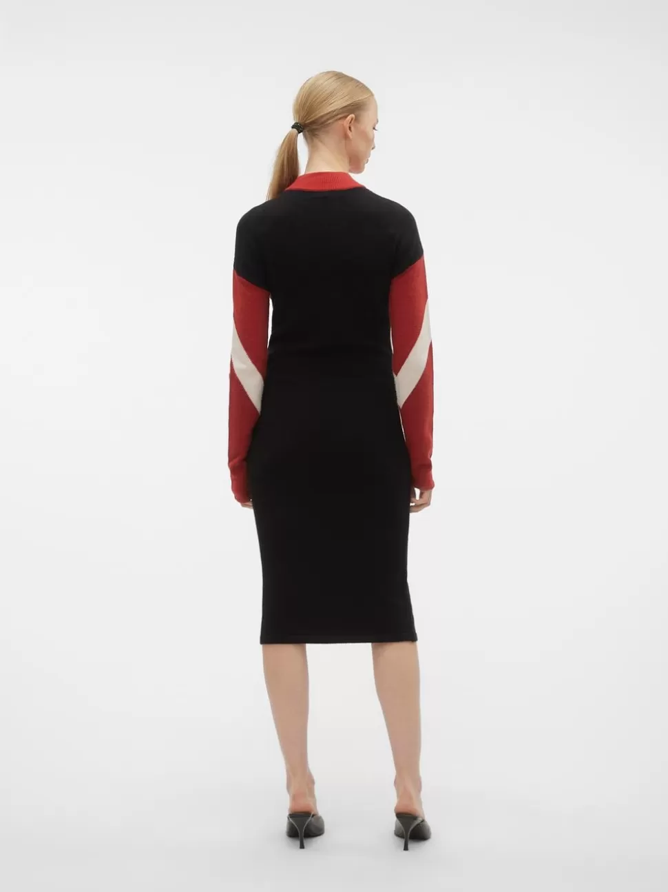 Klänningar^VERO MODA VMNANCY Lång Klänning Red Ochre