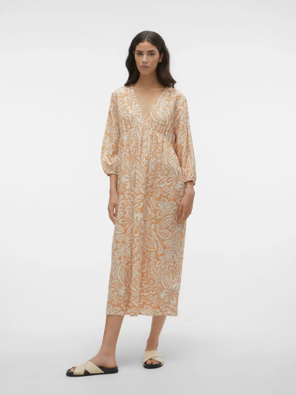 Klänningar^VERO MODA VMNETHE Lång Klänning Nomad