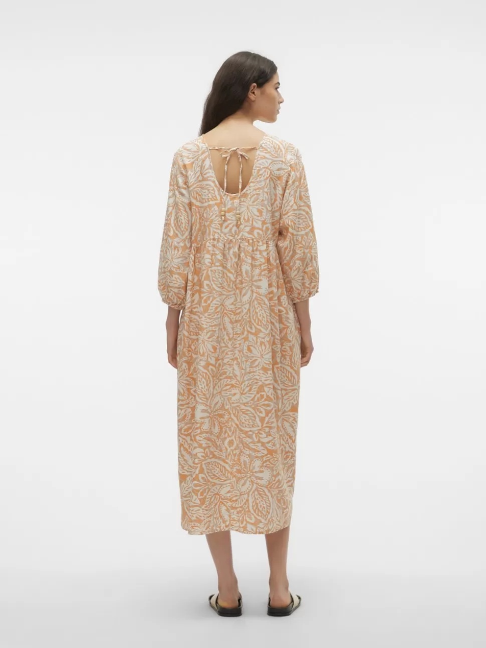 Klänningar^VERO MODA VMNETHE Lång Klänning Nomad