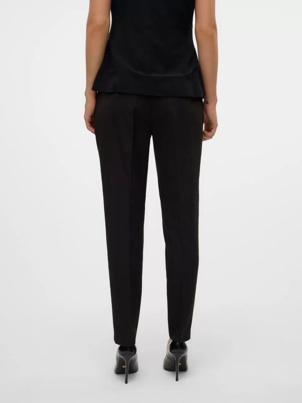 Byxor^VERO MODA VMNILA Skräddarsydda Byxor Black