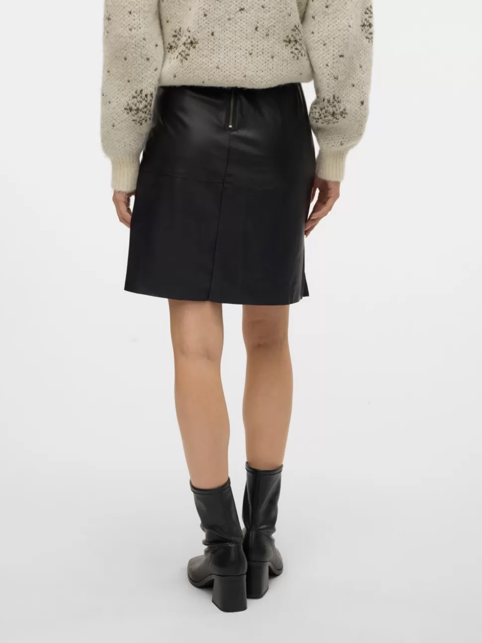 Kjolar^VERO MODA VMOLYMPIA Hög Midja Kort Kjol Black