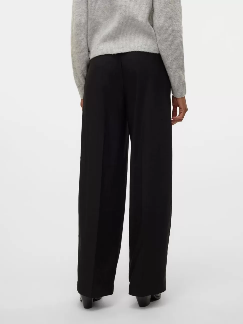 Byxor^VERO MODA VMRITA Medelhög Midja Byxor Black