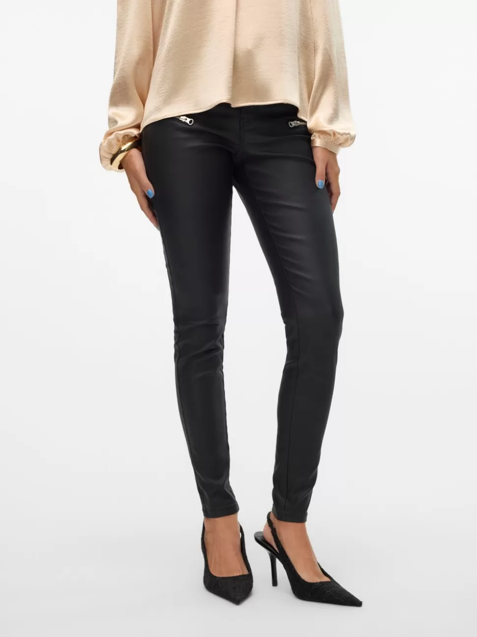 Byxor^VERO MODA VMSEVEN Medelhög Midja Byxor Black
