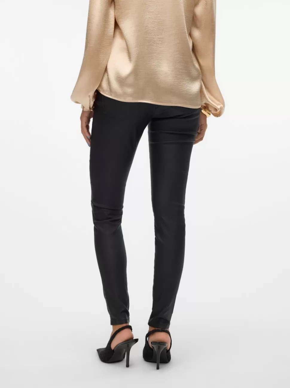 Byxor^VERO MODA VMSEVEN Medelhög Midja Byxor Black
