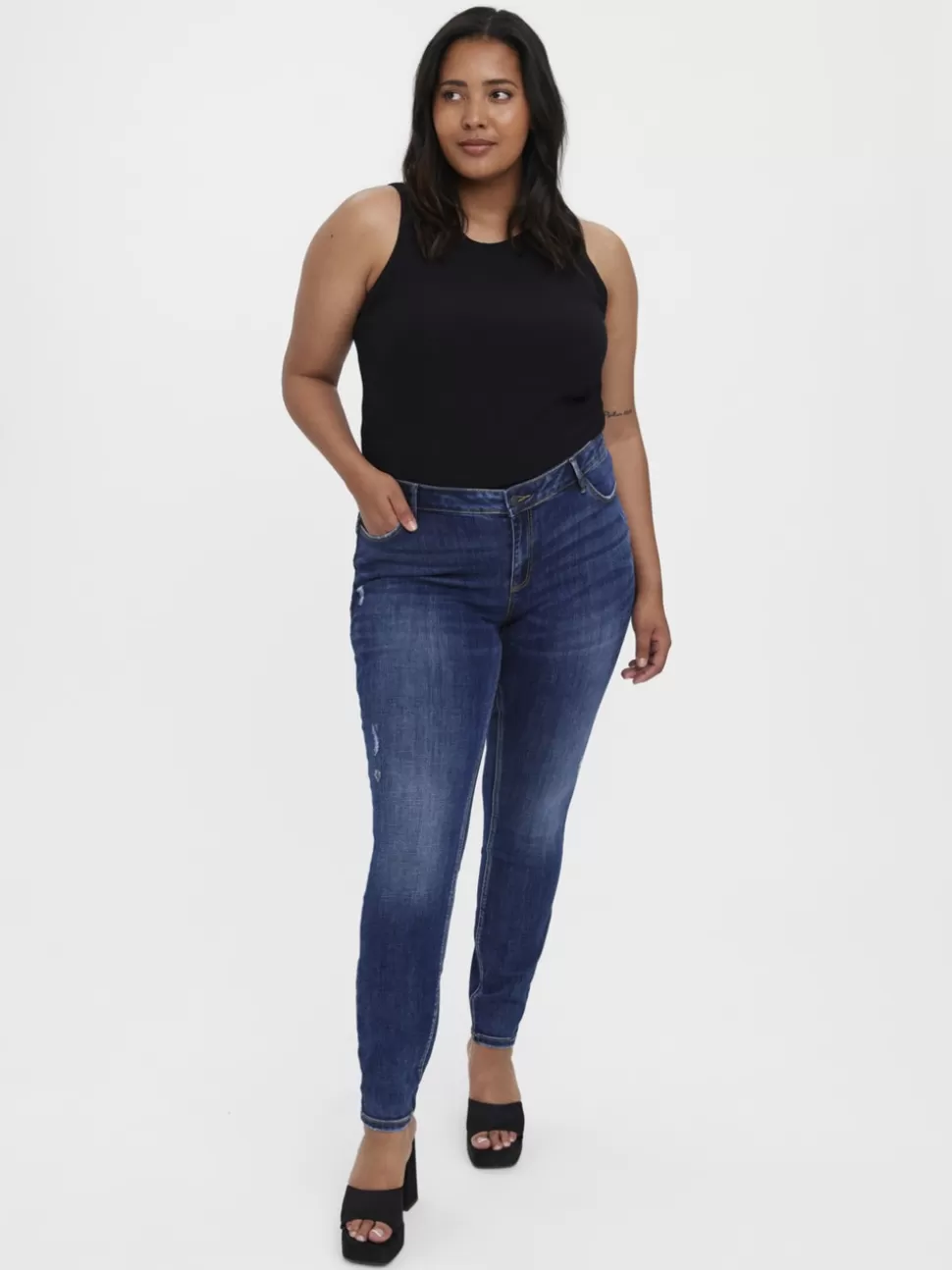 Jeans^VERO MODA VMSEVEN Medelhög Midja Skinny Fit Jeans Dark Blue Denim