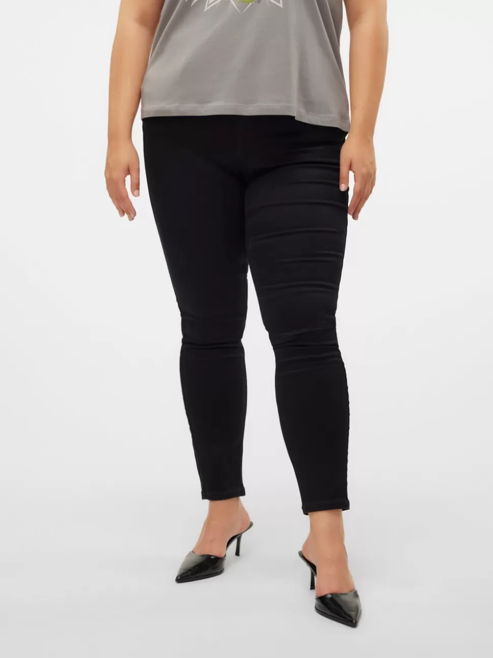 Jeans^VERO MODA VMSEVEN Medelhög Midja Slim Fit Jeans Black