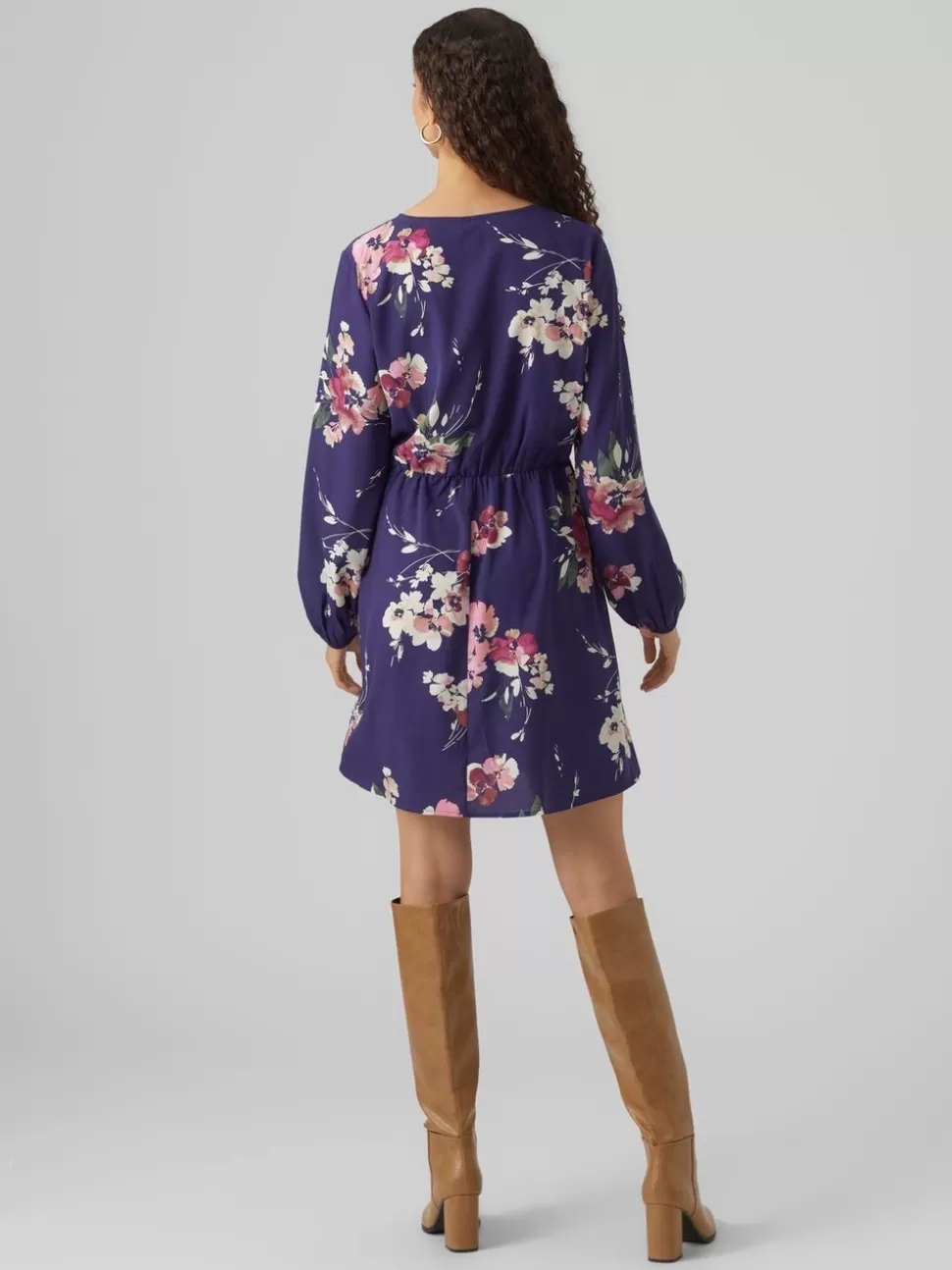 Klänningar^VERO MODA VMSHILAH Kort Klänning Astral Aura