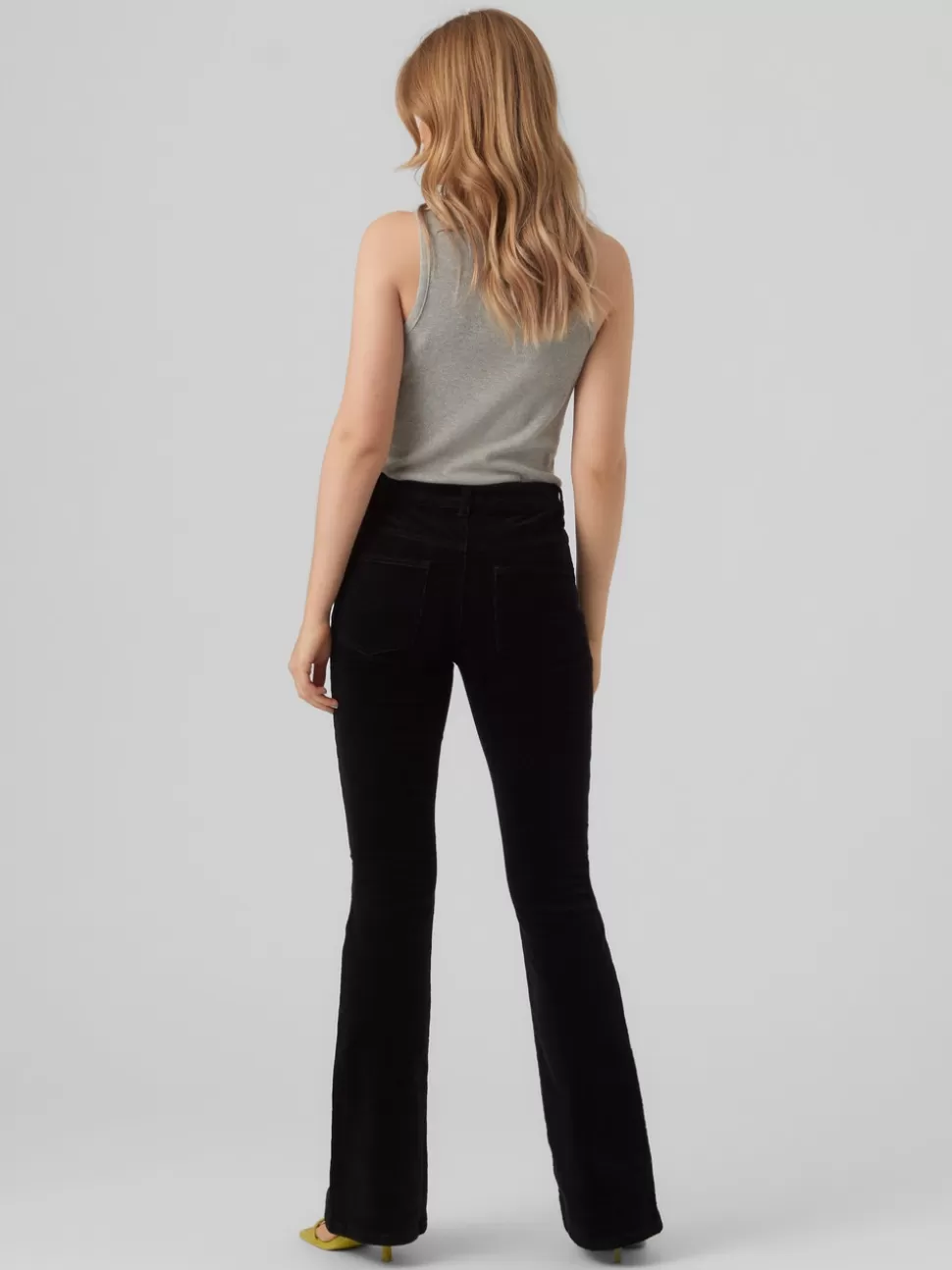 Byxor^VERO MODA VMSIGA Hög Midja Byxor Black