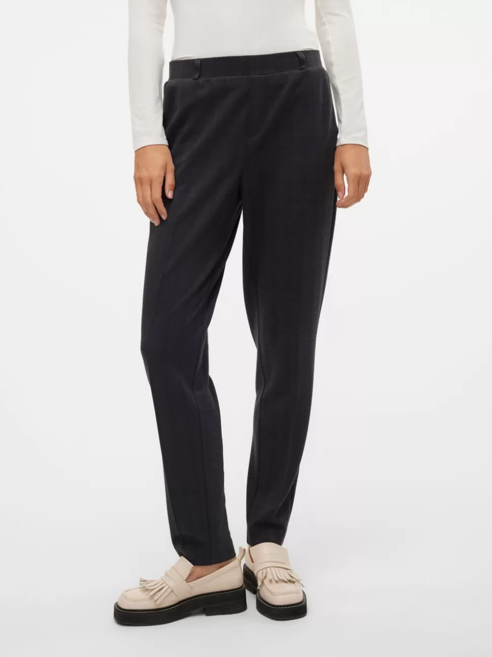 Byxor^VERO MODA VMSILVA Medelhög Midja Byxor Black