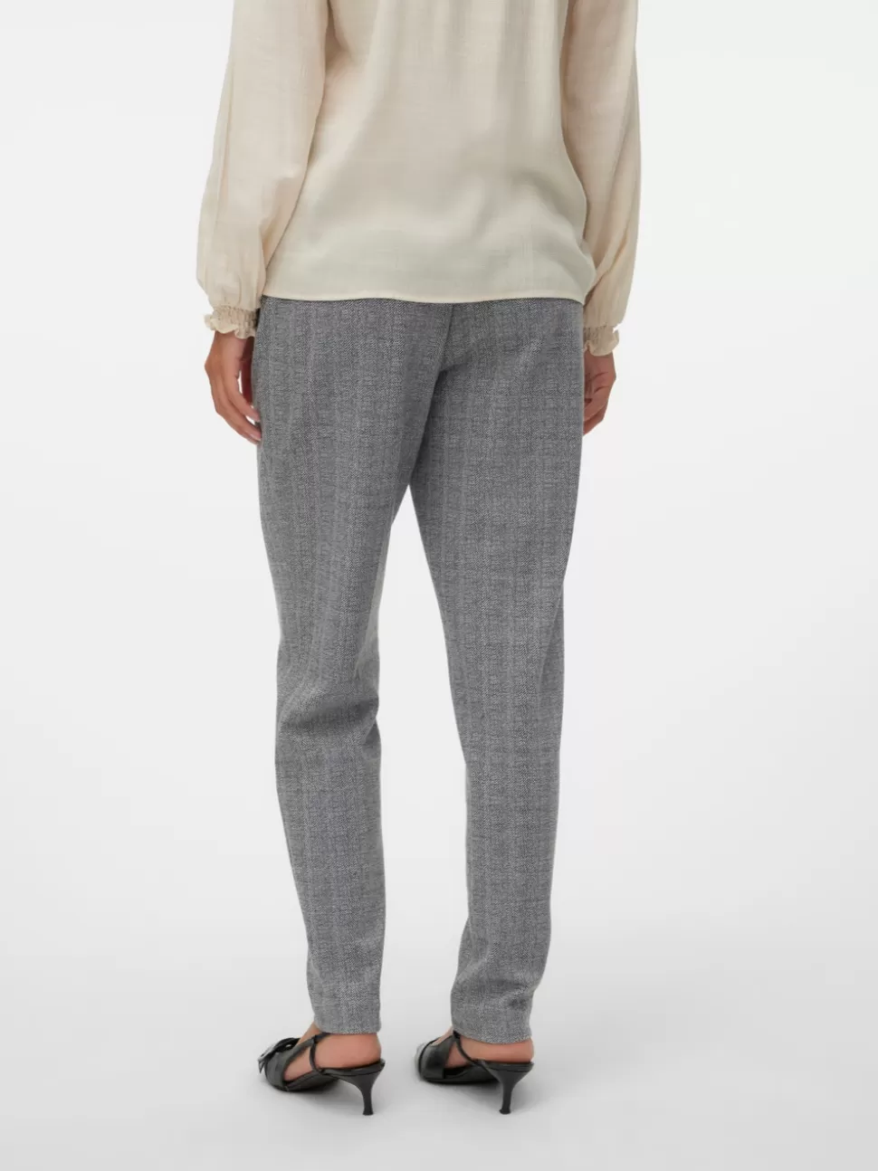 Byxor^VERO MODA VMSILVA Medelhög Midja Byxor Black