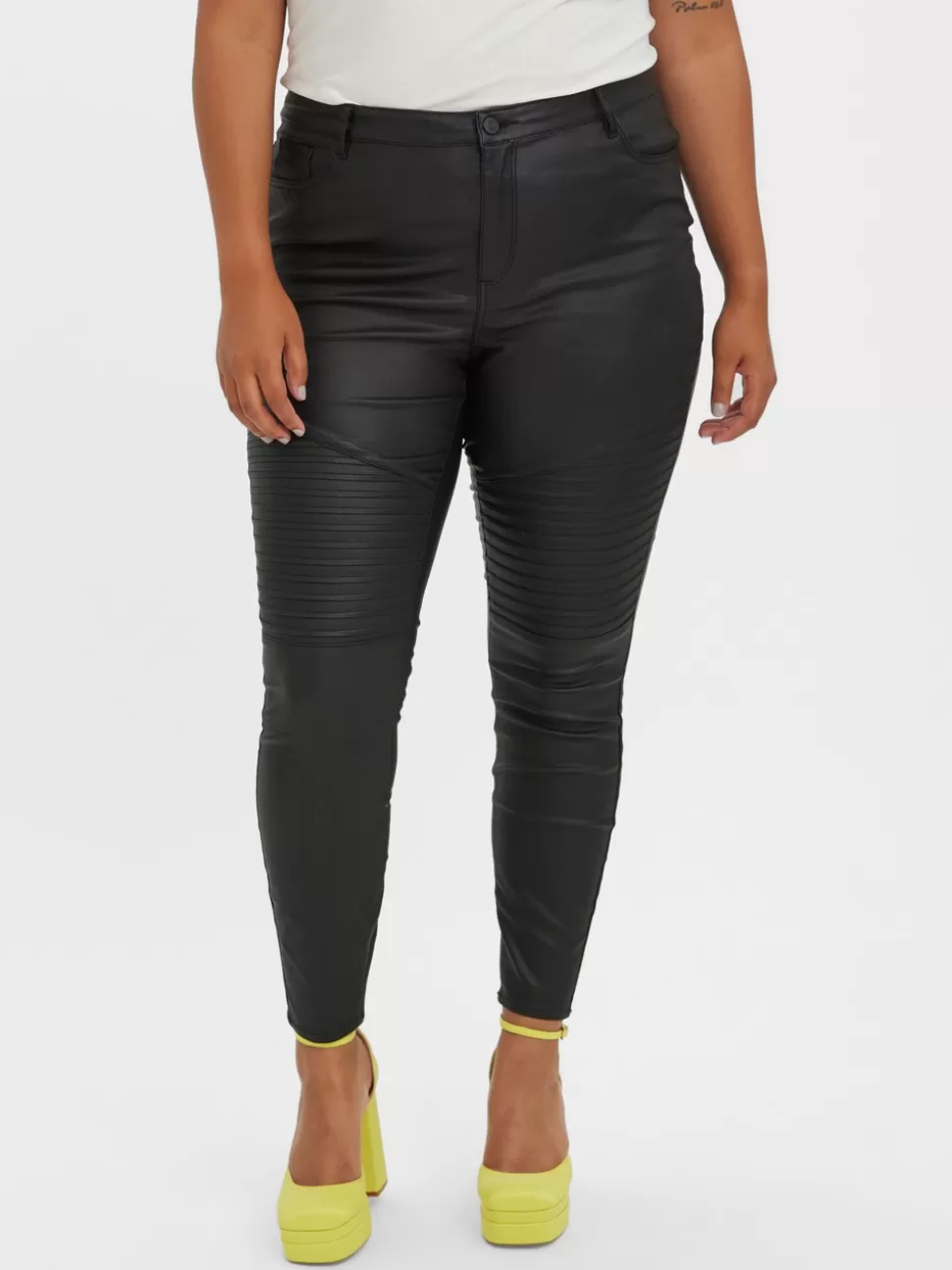Byxor^VERO MODA VMSOPHIA Hög Midja Byxor Black