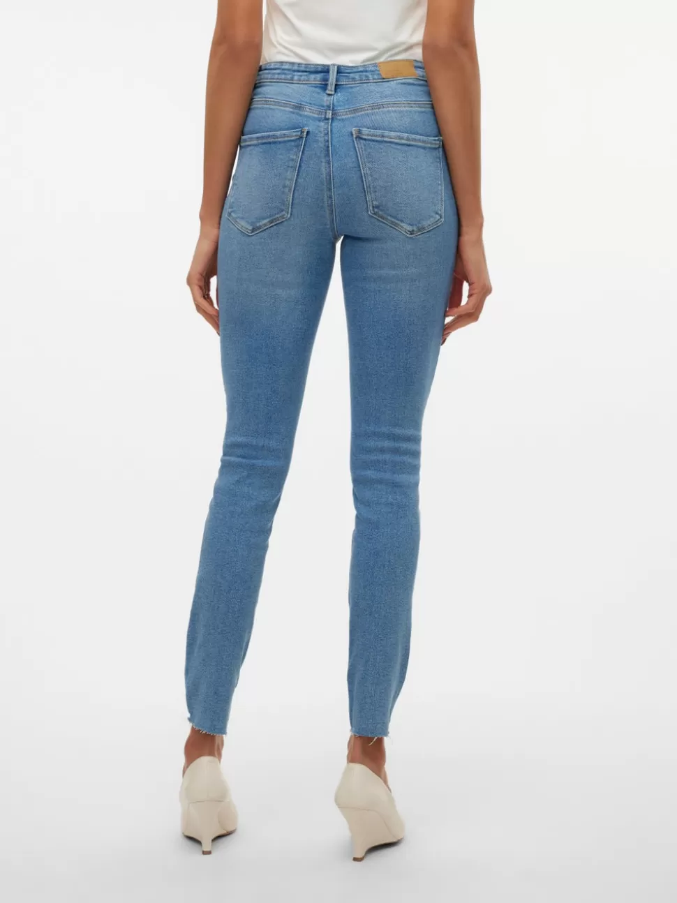 Jeans | Basics^VERO MODA VMSOPHIA Hög Midja Slim Fit Jeans Medium Blue Denim