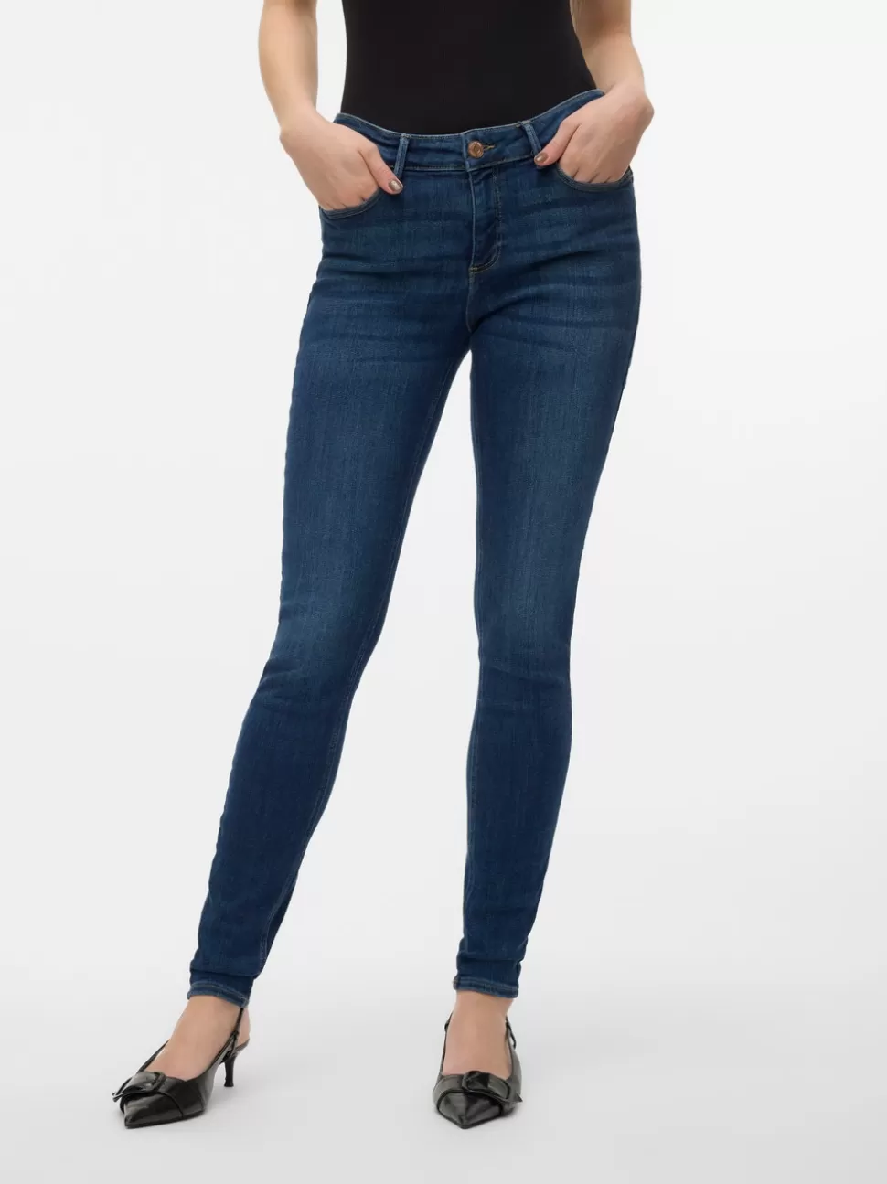 Jeans | Basics^VERO MODA VMTANYA Medelhög Midja Skinny Fit Jeans Dark Blue Denim