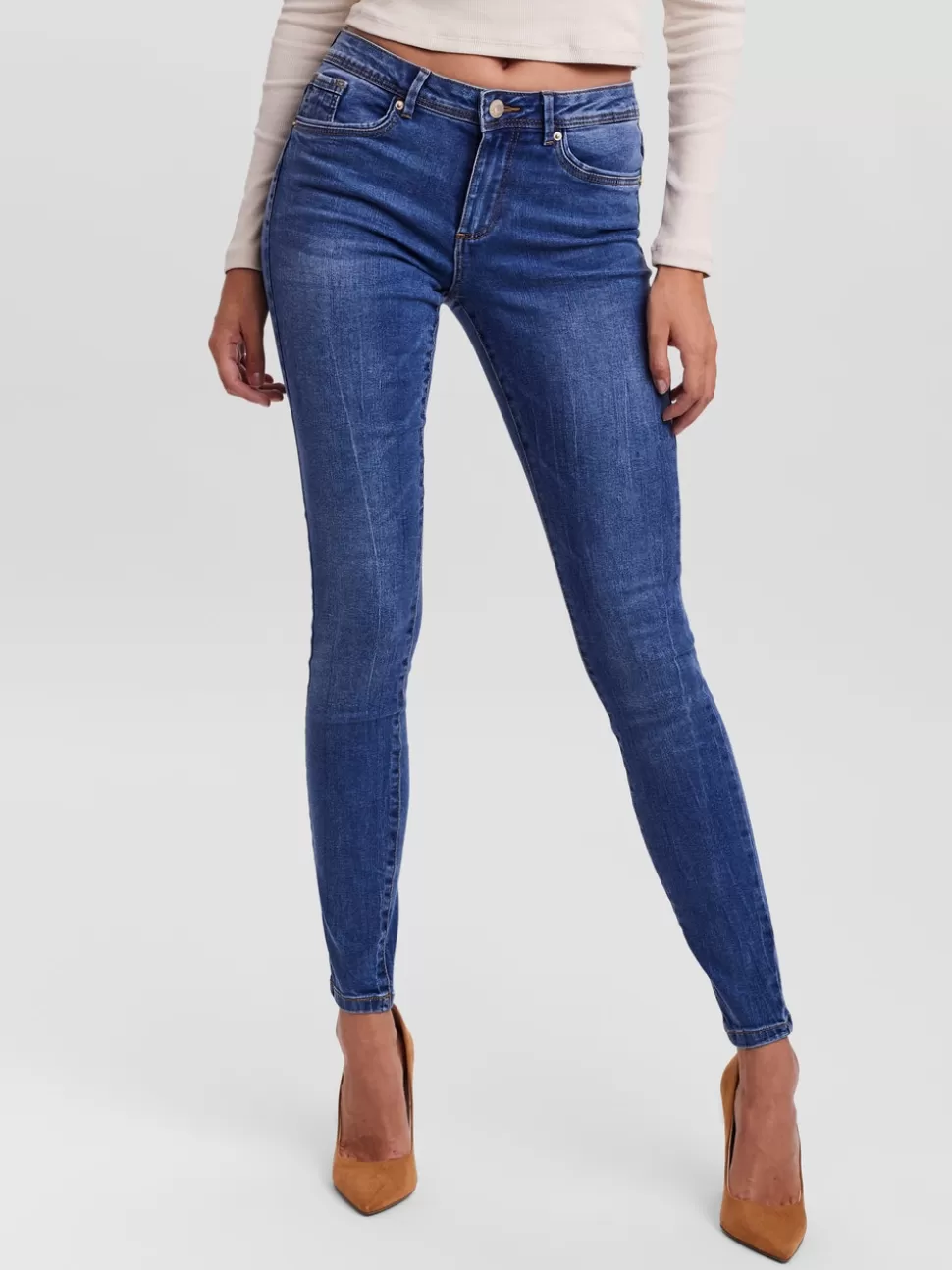 Jeans^VERO MODA VMTANYA Medelhög Midja Skinny Fit Jeans Medium Blue Denim