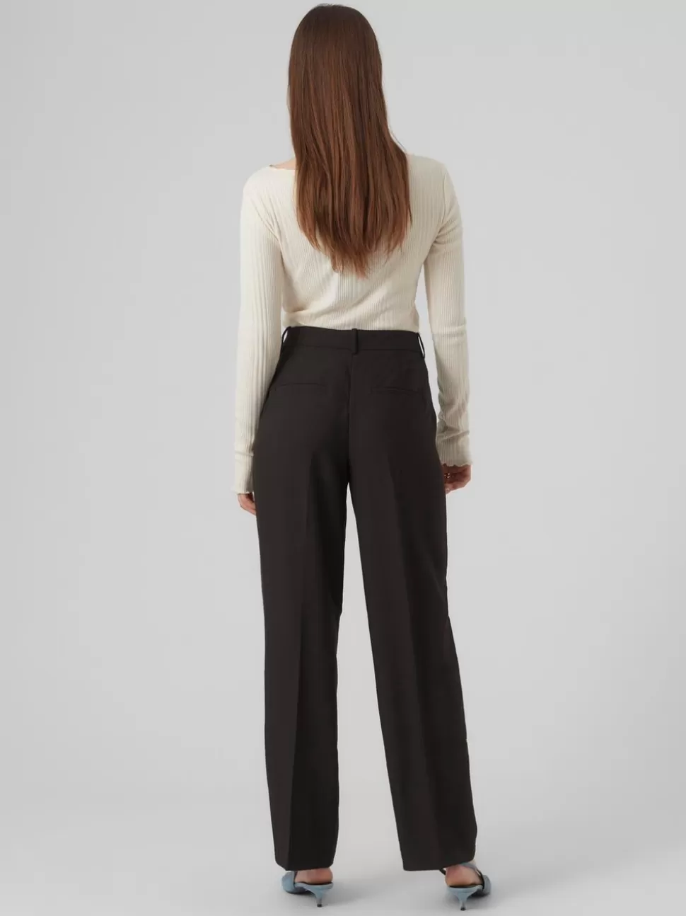 Byxor^VERO MODA VMTESSLIVA Medelhög Midja Byxor Black