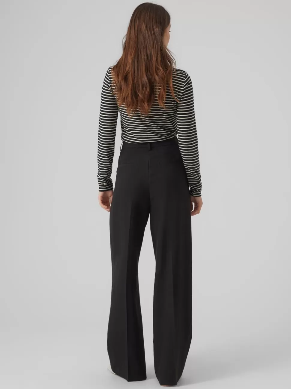 Byxor^VERO MODA VMTROIAN Medelhög Midja Byxor Black