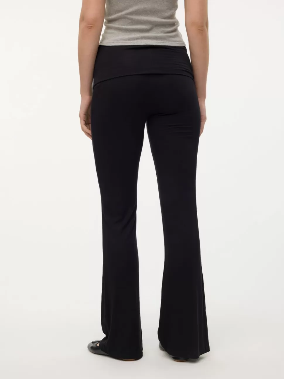 Byxor^VERO MODA VMVANESSA Medelhög Midja Byxor Black