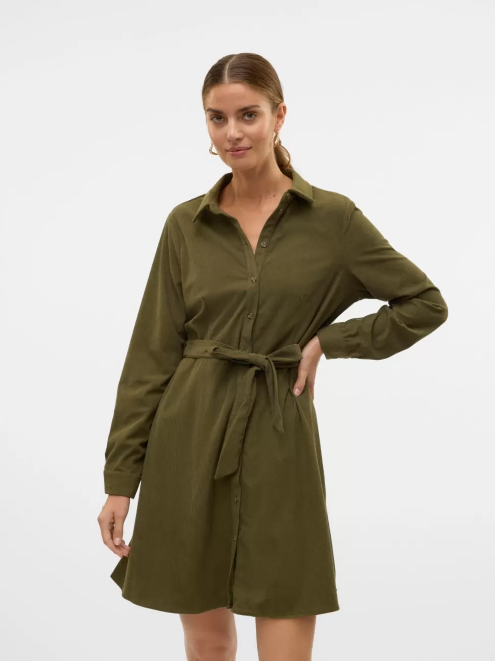 Klänningar^VERO MODA VMVILJA Kort Klänning Olive Night